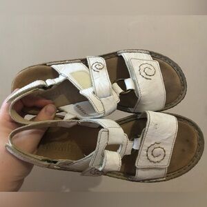 5/$15 | 🐱 Rieker | White Leather Womens Sandals